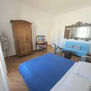 Appartement House In The Light Vatican Per Vacanze, Rome