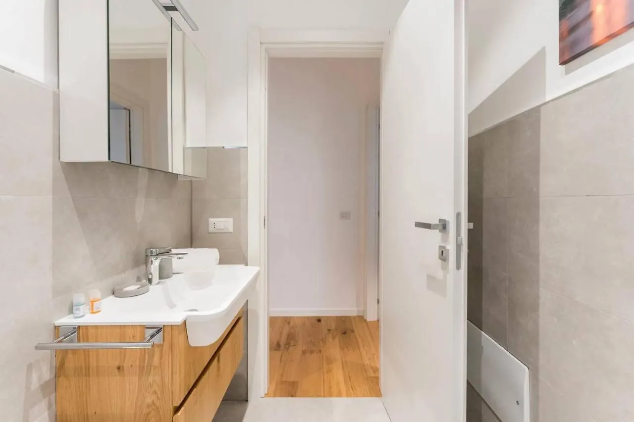 Apartment Cavallini Flat, Historic Center Of Rome Italy