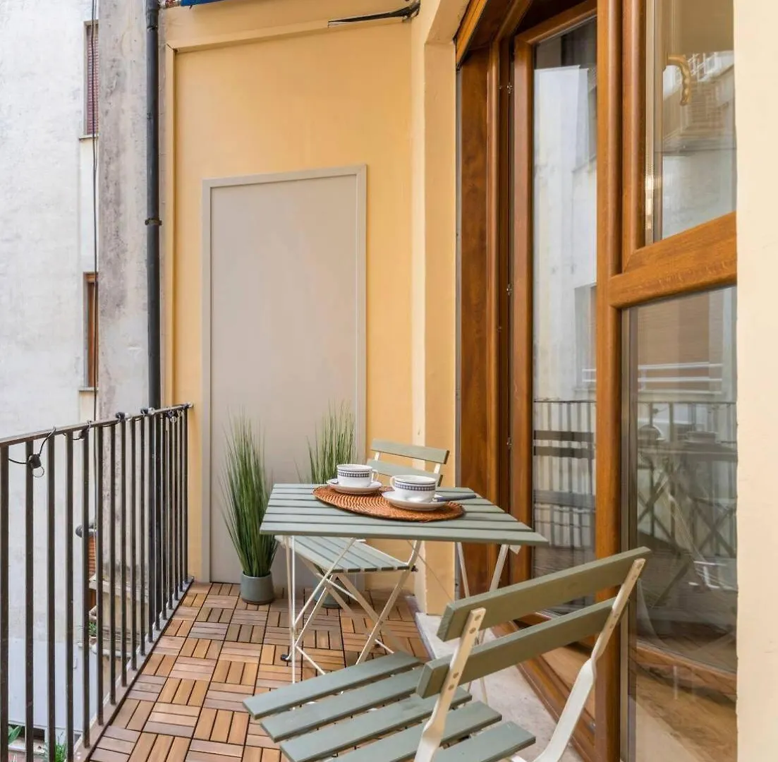 Cavallini Flat, Historic Center Of Rome Apartment